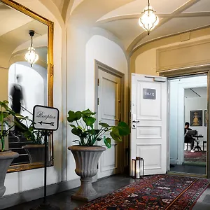 *** Hotel Castle House Svezia
